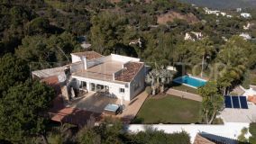 For sale villa in El Madroñal with 4 bedrooms