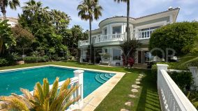 For sale 5 bedrooms villa in Los Altos de los Monteros