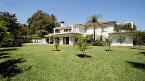 Villa for sale in Guadalmansa Playa with 5 bedrooms