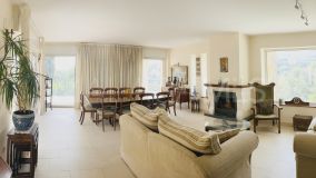 Villa for sale in Valdeolletas, Marbella City