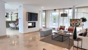 Villa with 6 bedrooms for sale in San Roque Club