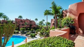 Exclusivo Ático Dúplex en Primera Línea de Playa en Torre Bermeja, Estepona