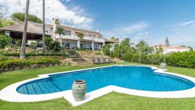 Villa for sale in Elviria, 3,400,000 €