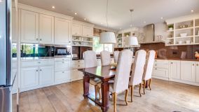 Villa for sale in Elviria, Marbella Est