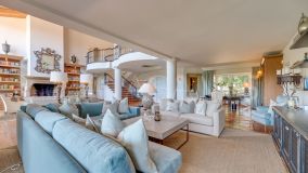 Villa for sale in Elviria, Marbella Est