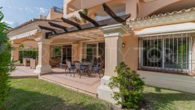 Exclusive garden apartment for sale in Central Elviria, Hacienda Elviria