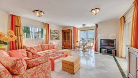 Atico Duplex en venta en White Pearl Beach, Marbella Este