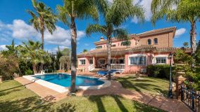 Casa en venta en Elviria, Marbella Este