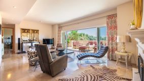 Atico Duplex en venta en Elviria Hills, Marbella Este