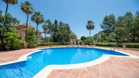 Atico Duplex en venta en Elviria Hills, Marbella Este