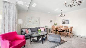 Wohnung zu verkaufen in White Pearl Beach, Marbella Ost