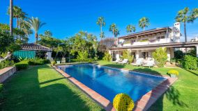 Villa zu verkaufen in Elviria, Marbella Ost