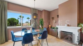 Apartment for sale in Pueblo de Las Brisas, Nueva Andalucia
