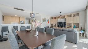 Penthouse for sale in Cabopino, Marbella East