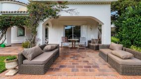 House for sale in Las Chapas, Marbella East