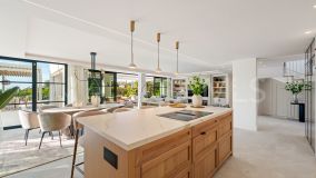 Villa for sale in La Quinta, Benahavis