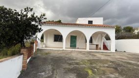 Semi Detached Villa for sale in Guadalmansa, Estepona East