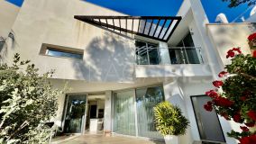 Einfamilienhaushälfte zu verkaufen in Meisho Hills, Marbella Goldene Meile