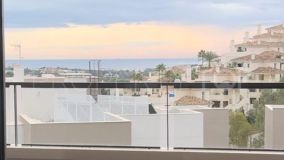 Apartamento en venta con 2 dormitorios en Nueva Andalucia