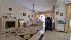 Villa for sale in Guadalmina Baja, San Pedro de Alcantara