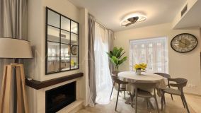 Maison Jumelée for sale in Condes de Iza, Nueva Andalucia