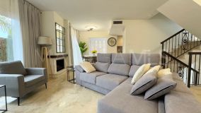 Maison Jumelée for sale in Condes de Iza, Nueva Andalucia