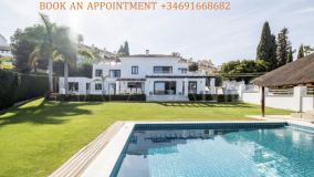 Villa zu verkaufen in Nueva Andalucia, Marbella