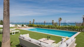 Villa zu verkaufen in Beach Side New Golden Mile, Estepona Ost