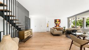 Villa for sale in Linda Vista Baja, San Pedro de Alcantara