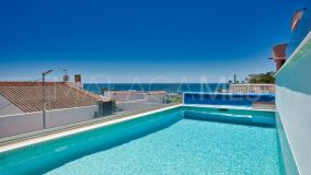 Villa for sale in Buenas Noches, Estepona West