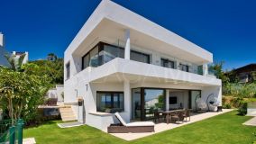 Villa en venta en Buenas Noches, Estepona Oeste