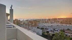 Tvåvånings takvåning for sale in Avda de Andalucia - Sierra de Estepona, Estepona Stad