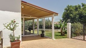 Villa en venta en Buenas Noches, Estepona Oeste