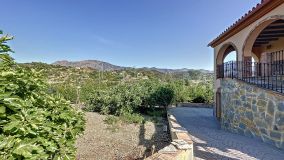 Country House for sale in El Padron, Estepona East