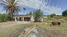 Casa de Campo en venta en El Padron, Estepona Este