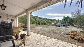 Casa de Campo en venta en El Padron, Estepona Este