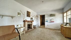 Casa de Campo en venta en El Padron, Estepona Este