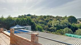 Finca for sale in Estepona