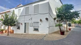 Estepona Old Town 5 bedrooms building for sale