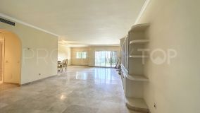For sale 3 bedrooms ground floor apartment in Beach Side New Golden Mile