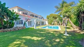 Villa en venta en Guadalmina Alta, San Pedro de Alcantara