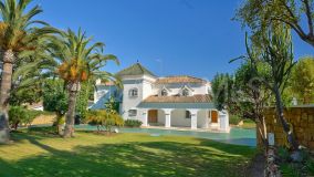 Villa en venta en Guadalmina Alta, San Pedro de Alcantara