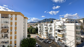 Apartamento en venta en Avda de Andalucia - Sierra de Estepona, Estepona Ciudad