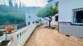 Villa for sale in Benahavis Centro