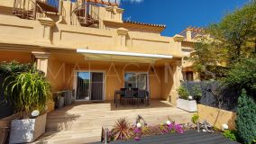 Town House for sale in Buenas Noches, Estepona West