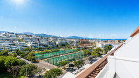 Penthouse for sale in Las Mesas, Estepona Town