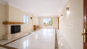 Casa de Campo en venta en El Padron, Estepona Este