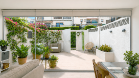 Town House for sale in Playa del Angel, Estepona Town