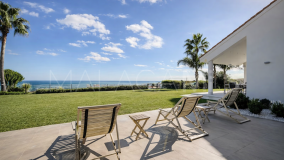 Villa for sale in Manilva