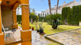 Hus i byn for sale in Atalaya, Estepona Öst